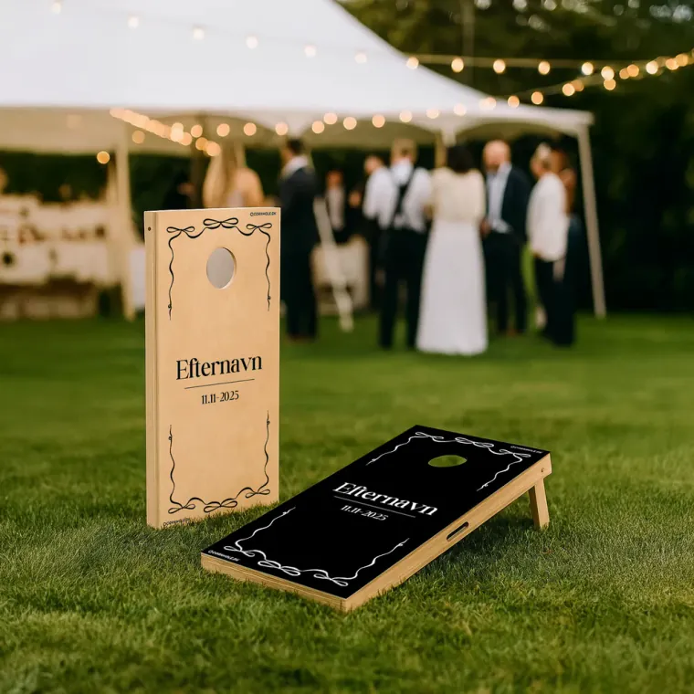 Gasten die cornhole spelen bij een viering